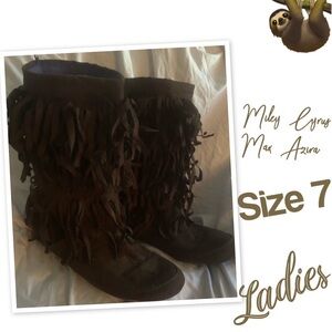 Miley Cyrus Max Azira brown 3 layer fringe boots size 7 ladies